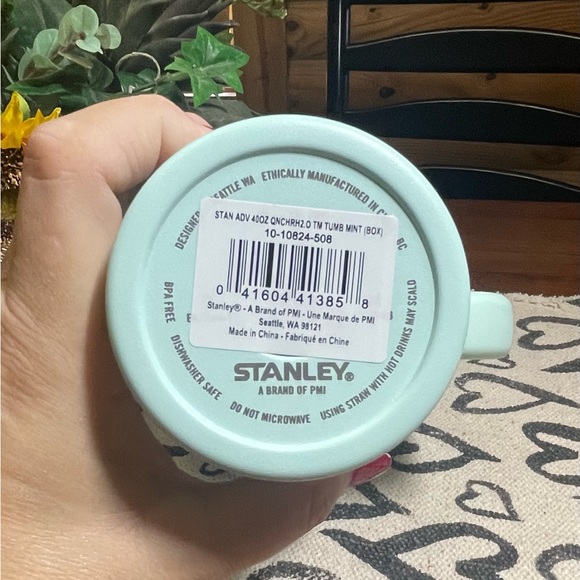 MINT Stanley 40oz Tumbler